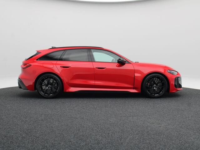 Audi RS5 Avant e-hybrid quattro | 21 inch | RS Sportstoelen | Keramische Remmen | Head up display | Bang & Olufson 3D |
