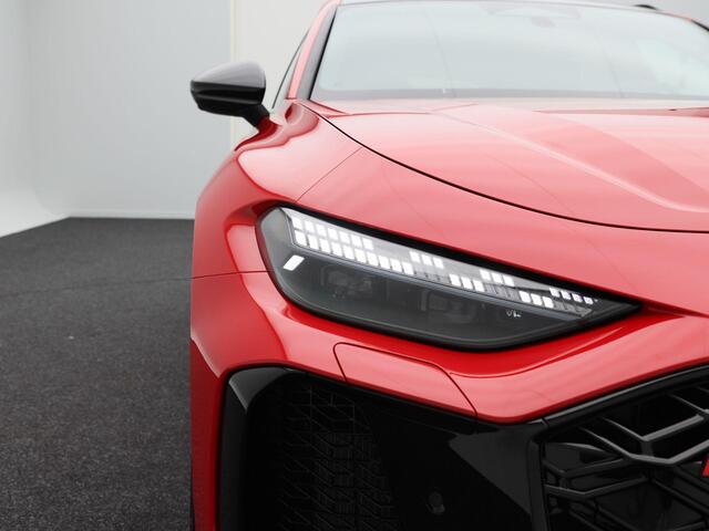 Audi RS5 Avant e-hybrid quattro | 21 inch | RS Sportstoelen | Keramische Remmen | Head up display | Bang & Olufson 3D |