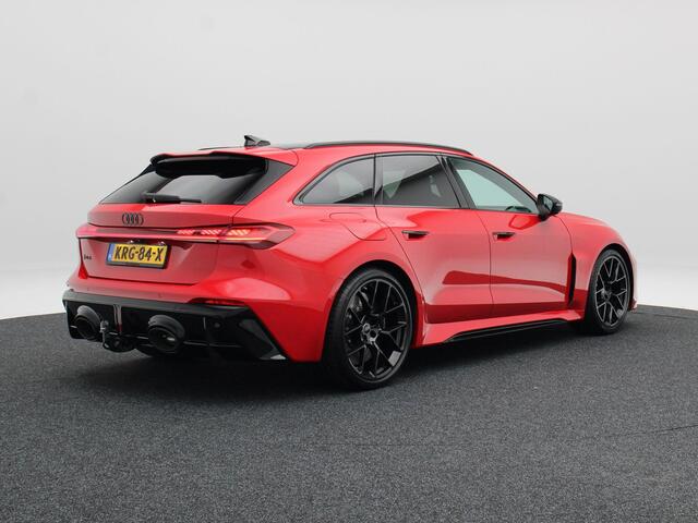 Audi RS5 Avant e-hybrid quattro | 21 inch | RS Sportstoelen | Keramische Remmen | Head up display | Bang & Olufson 3D | Trekhaak |