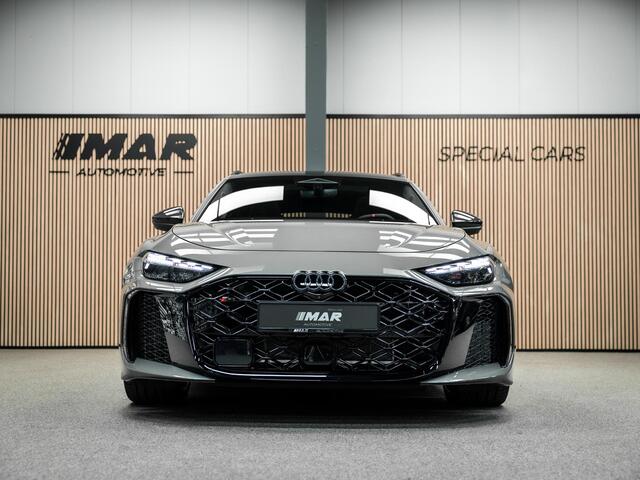 Audi RS5 Avant RS 5 e-hybrid quattro