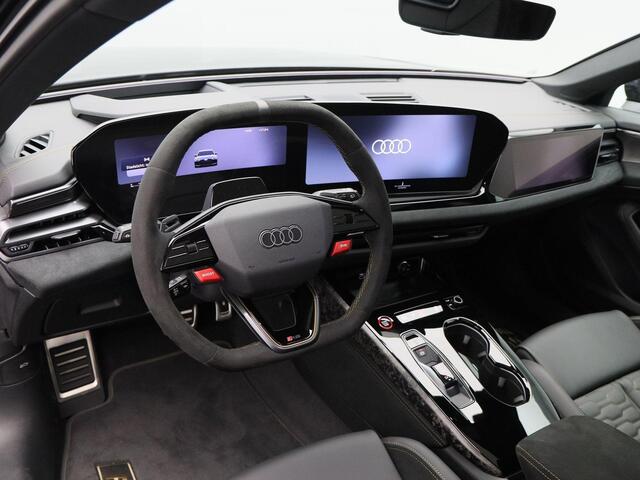 Audi RS5 Avant e-hybrid quattro | 21 inch | RS Sportstoelen | Keramische Remmen | Camouflage Carbon | Bang & Olufson 3d | Panorama Glasdak
