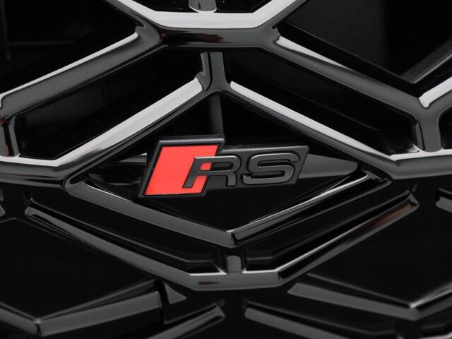 Audi RS5 Avant e-hybrid quattro | 21 inch | RS Sportstoelen | Keramische Remmen | Camouflage Carbon | Bang & Olufson 3d | Panorama Glasdak