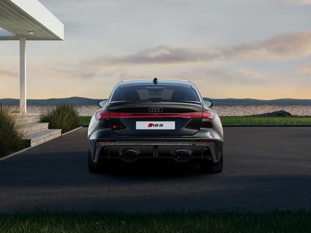 Audi RS5 Limousine 2.9 TFSI 639pk quattro | Keramische remmen | Audi Sportpakket | Optiekpakket Carbon Camouflage | Panoramadak | | Head-up