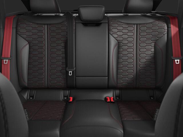 Audi RS5 A5 Avant e-hybrid quattro 640 Pk | Keramische Remmen | Carbon | Panoramadak | B&O | Trekhaak | 21 Inch