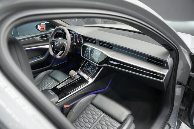 Audi RS6 Avant 4.0 600pk TFSI quattro |fabrieksgarantie|Dynamic plus|keramische remmen|B&O Advanced|panoramdak|soft close|achteras besturing|HUD|elektrische stoelen + Memory|matrix LED|dynamic ride control|blind spot|22"|
