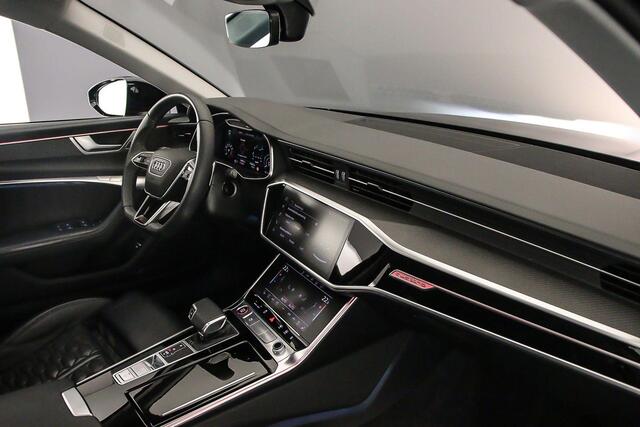 Audi RS6 600pk | Keramisch | Pano | B&O | Head UP | 305km\h | RS Dynamic Plus | Tour/City | 4Wiel Besturing | 360Cam | Servo | RS Sportuitlaat | RS Luchtvering |