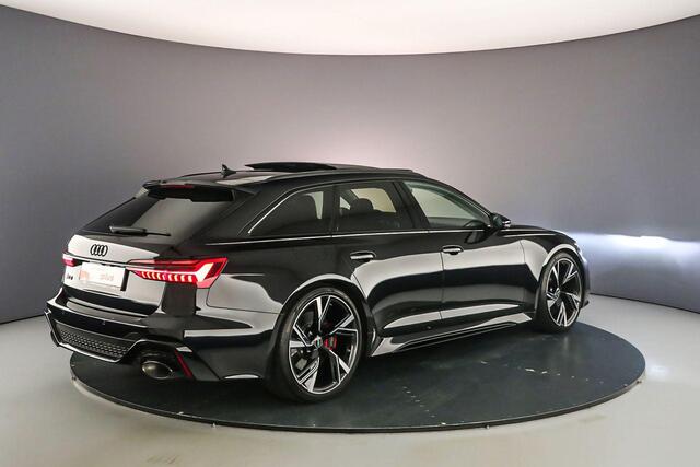 Audi RS6 600pk | Keramisch | Pano | B&O | Head UP | 305km\h | RS Dynamic Plus | Tour/City | 4Wiel Besturing | 360Cam | Servo | RS Sportuitlaat | RS Luchtvering |