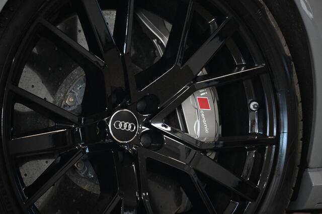 Audi RS6 A6 Avant 4.0 TFSI quattro performance Pro Line Plus Nieuwprijs 196.545 EURO Keramische remmen /