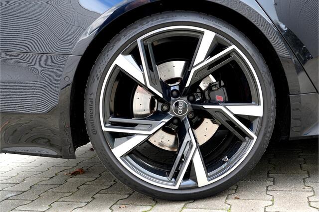 Audi RS6 Avant 4.0 TFSI 441kW/600pk Aut8 Quattro Performance LUCHTVERING + SOFTCLOSE + BANG&OLUFSEN + STANDKACHEL + 360 CAMERA + HEAD-UP DISPLAY + DUBBEL GLAS + ADAPT.CRUISE + LANE ASSIST + MATRIX LED + STOELVERWARMING&-VENTILATIE + HEAD-UP + EL.TREKHAAK + 22" LM-