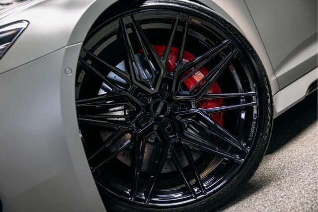 Audi RS6 Avant RS 6 TFSI quattro | Beton grijs matte | 23 inch Vossen HF7 | Keramisch | Pano |