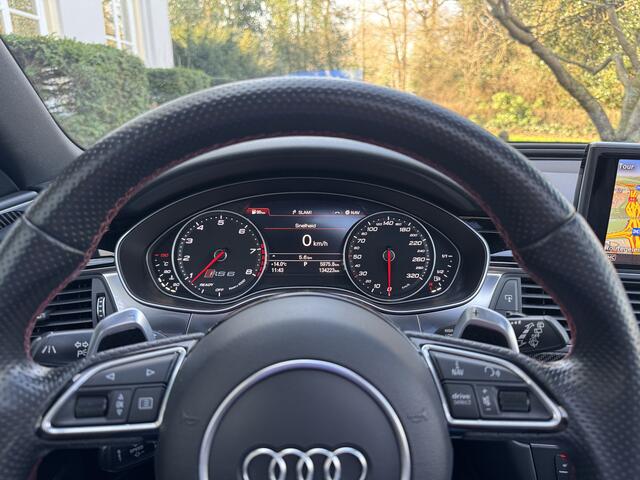 Audi RS6 Avant 4.0 TFSI Performance, Keramisch, Pano, Blu eye