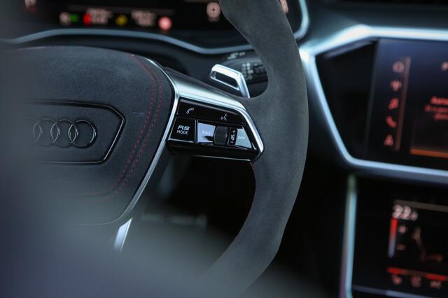 Audi RS6 A6 Avant | Carbon | HUD | B&O | PANO | BTW |