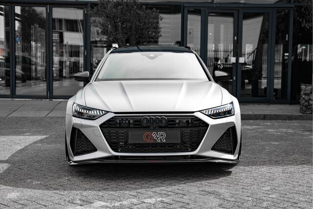 Audi RS6 ABT RS6-S Avant 4.0 TFSI quattro 700pk | Audi Exclusive Floret Silver matte | Carbon optiek | Dynamic plus | Keramische remmen | Design pakket rood | Alcantara hemel | Panorama dak | Assistentiepakket plus | B&O Premium audio | Carbon spiegels | Carnon in