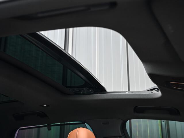 Audi RS6 A6 Avant TFSI quattro | Panoramadak | Achterasbesturing | 360 Camera | HUD | B&O | Carbon Inleg | Sportdifferentieel | Stoelverwarming + Ventilatie | Luchtvering | Soft Close | Stuurverwarming |
