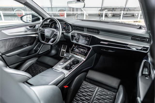 Audi RS6 Avant 4.0 TFSI Quattro | Keramisch | B&O Advanced | Dynamic PLUS | Carbon | Panorama | Nachtzicht | 4-wielbesturing | Stoelventilatie | Softclose | Head-Up | Standkachel | Laser