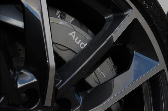 Audi RS7 Sportback 4.0 V8 Quattro Performance **B&O/Ceramic/Alcantara/HUD/Sterrenhemel/Carbon**