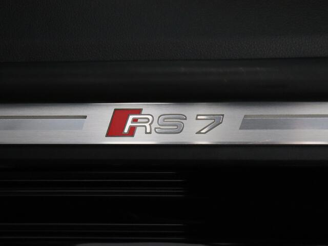 Audi RS7 A7 Sportback 4.0 TFSI quattro Keramik, Akrapovic, Dynamic Plus, Assistent pack, 22", Carbon