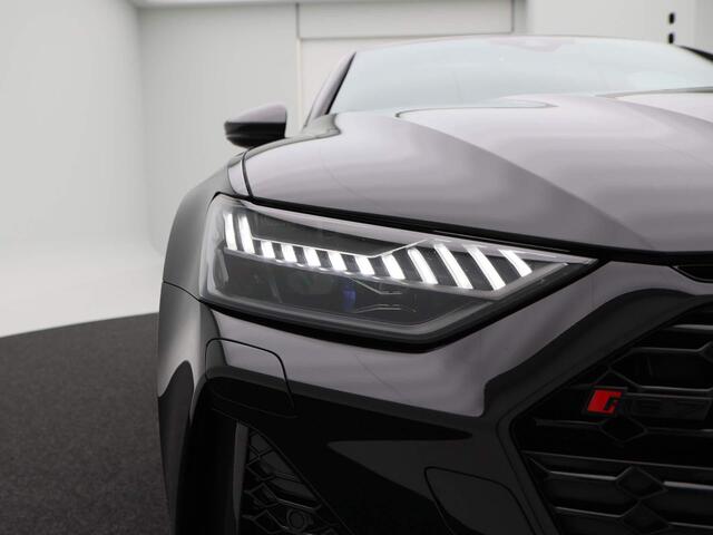 Audi RS7 Sportback 4.0 TFSI 600 pk | B&O Advanced | 22"lm | Keramische remmen | Head Up | Carbon exterieur