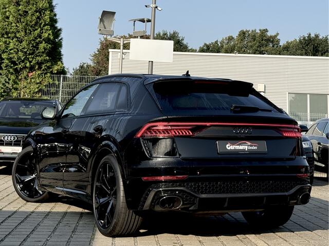 Audi RSQ8 4.0TFSI 600pk Quattro Black optic Ceramic 2xCarbon Pano Head-Up Softclose Alcant Laser-Led Aut-Trekh RS-Zetels VOL!
