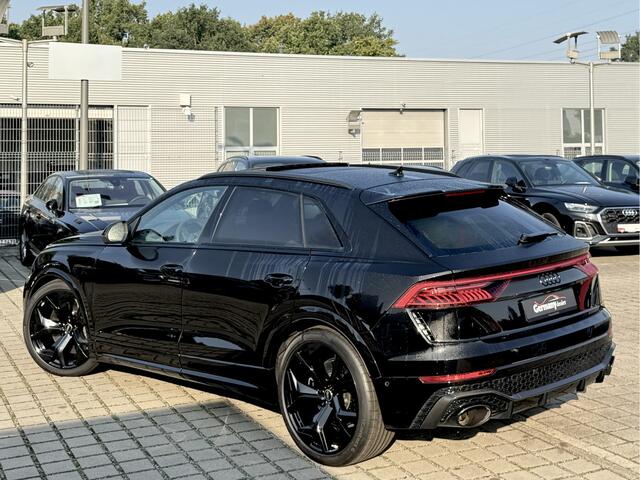 Audi RSQ8 4.0TFSI 600pk Quattro Black optic Ceramic 2xCarbon Pano Head-Up Softclose Alcant Laser-Led Aut-Trekh RS-Zetels VOL!