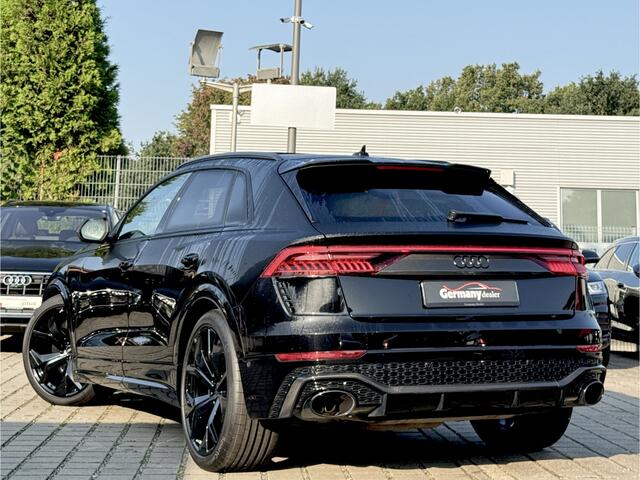 Audi RSQ8 4.0TFSI 600pk Quattro Black optic Ceramic 2xCarbon Pano Head-Up Softclose Alcant Laser-Led Aut-Trekh RS-Zetels VOL!