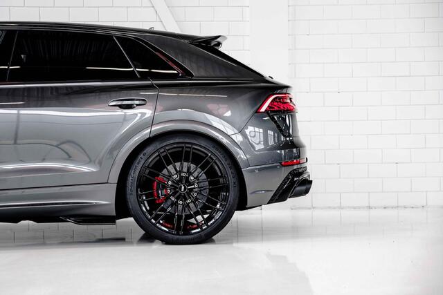 Audi RSQ8 RSQ8-S ABT l Dynamic Plus l RS Rood pakket