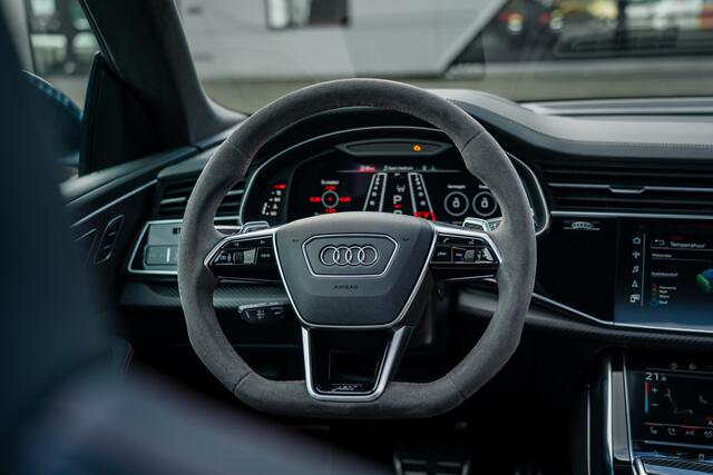 Audi RSQ8 ABT RSQ8-S 700 ABT Carbon fenders | ABT HR23 Glossy Black | Dynamic plus | carbon exterieur | Designo Mystic blauw (Audi Exclusive) | Keramische remmen | Panorama dak | alcantara hemel | RS design pakket ro Assistentie pakket plus | Uitgebreid leder pakke