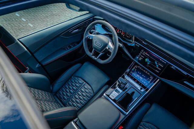 Audi RSQ8 ABT RSQ8-S 700 ABT Carbon fenders | ABT HR23 Glossy Black | Dynamic plus | carbon exterieur | Designo Mystic blauw (Audi Exclusive) | Keramische remmen | Panorama dak | alcantara hemel | RS design pakket ro Assistentie pakket plus | Uitgebreid leder pakke