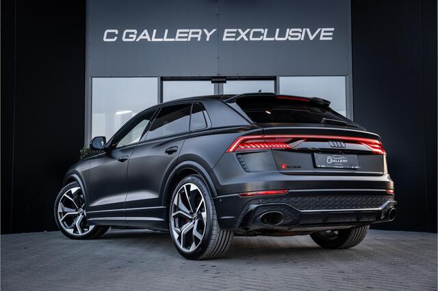Audi RSQ8 4.0 TFSI quattro - BTW l Satin Black l Panorama l 360c l Stoelk.
