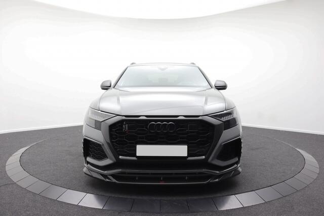 Audi RSQ8 URBAN AUTOMOTIVE CARBON | Akrapovic | 24'' Vossen | 725pk
