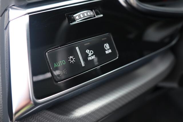 Audi RSQ8 4.0 TFSI quattro, Keramisch, Pano, Dealer onderhouden