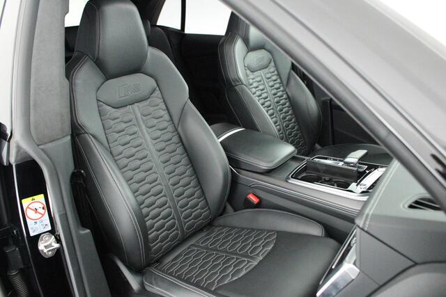 Audi RSQ8 4.0 TFSI 600pk quattro Trekhaak 360Camera Head-Up B&O Leder Standkachel Sluithulp Keyless Panoramadak Navigatie