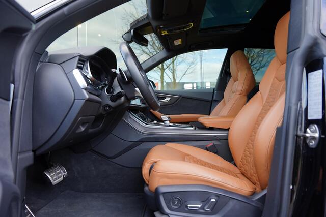 Audi RSQ8 4.0 TFSI Quattro Keramische Remmen / Leder Terracotta