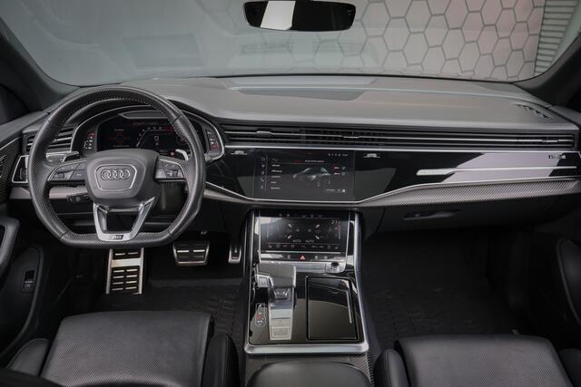 Audi RSQ8 4.0 TFSI RS Q8 quattro | CARBON IN & EXTERIEUR | ADAPTIVE CRUISE | TREKHAAK | MASSAGE | STOELVEWARMING & VERKOELING | CAMERA | HEAD UP | B&O |
