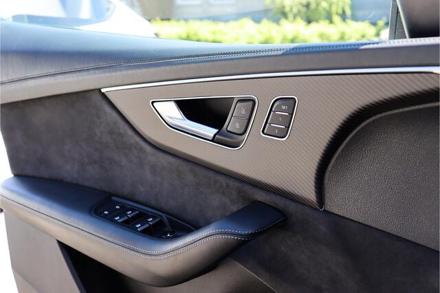 Audi RSQ8 4.0 Quattro **Ceramic/Dynamic plus/4WS/Night/ACC/360/HUD**