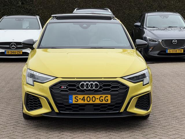 Audi S3 Limousine 2.0 TFSI quattro Edition One / Panoramadak / Camera / RS Seats / B&O / 19'' / Matrix LED / Navigatie / Dodehoek / ACC / Stoelverwarming / DAB