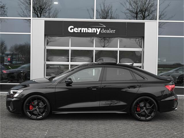 Audi S3 Limousine 2.0TFSI 310pk Quattro Pano B&O M-Led RS-Zetels 19-Inch Carbon Keyless
