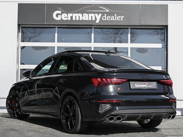Audi S3 Limousine 2.0TFSI 310pk Quattro Pano B&O M-Led RS-Zetels 19-Inch Carbon Keyless