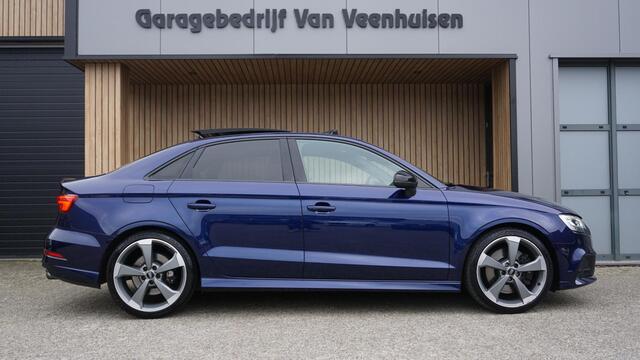 Audi S3 Limousine 2.0 TFSI 310pk Quattro *Facelift* Pano.Dak B&O *Navarrablauw Metallic* 19inch Audi Sport *Unieke S3* Dealer o.h.