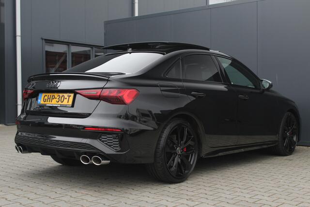 Audi S3 Limousine 2.0 TFSI quattro S3 Edition One | Incl. 12 maanden garantie | Schuif/kantel dak | Stoelverwarming | Stoel met geheugen | Apple carplay/Android auto | Dodehoek detectie | Climate control | Bluetooth | Airco | Elektrisch verstelbare stoelen | Adap