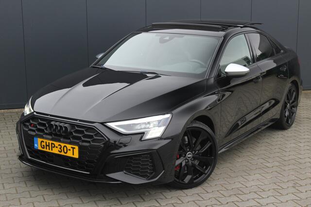 Audi S3 Limousine 2.0 TFSI quattro S3 Edition One | Incl. 12 maanden garantie | Schuif/kantel dak | Stoelverwarming | Stoel met geheugen | Apple carplay/Android auto | Dodehoek detectie | Climate control | Bluetooth | Airco | Elektrisch verstelbare stoelen | Adap