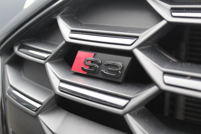 Audi S3 Limousine 2.0 TFSI quattro S3 Edition One | Incl. 12 maanden garantie | Schuif/kantel dak | Stoelverwarming | Stoel met geheugen | Apple carplay/Android auto | Dodehoek detectie | Climate control | Bluetooth | Airco | Elektrisch verstelbare stoelen | Adap