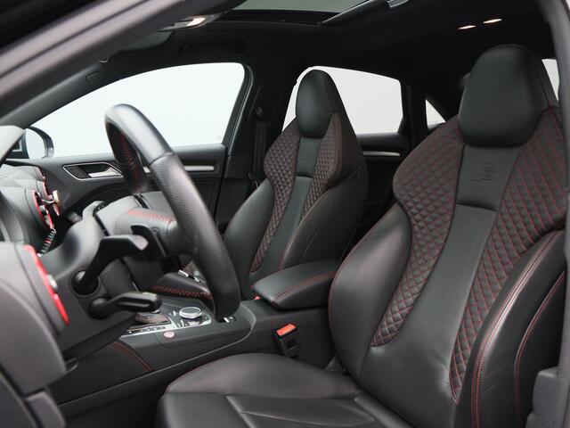 Audi S3 Limousine 2.0 TFSi S3 300 Pk quattro | Panoramadak | Leder | Camera | Adaptive Cruise | 19 Inch | 72.683 Km!!