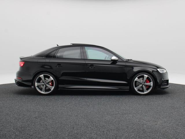 Audi S3 Limousine 2.0 TFSi S3 300 Pk quattro | Panoramadak | Leder | Camera | Adaptive Cruise | 19 Inch | 72.683 Km!!