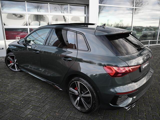 Audi S3 SPORTBACK 2.0TFSI Quattro Edition One Camouflage Green Pano Rode-Stiksels Massage HUD B&O ACC Dodehoek