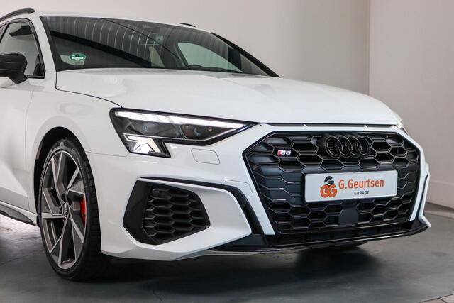 Audi S3 SPORTBACK 2.0 TFSI quattro 310PK LED, Carbon, Virtual, Apple Carplay/Android Auto