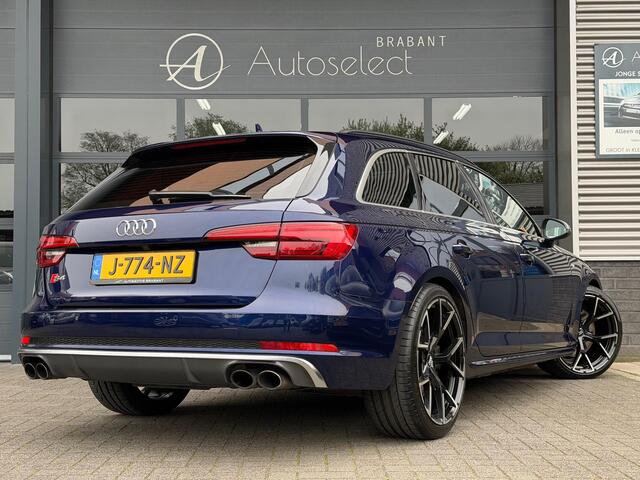 Audi S4 Avant 3.0 TFSI Quattro Pano RS Stoelen