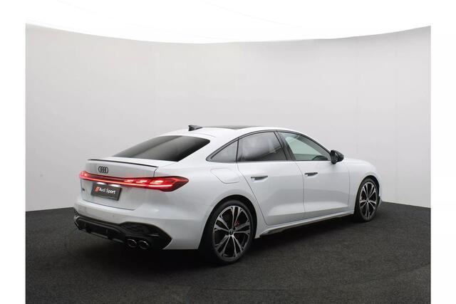 Audi S5 Limousine 3.0 TFSI 367PK quattro 50 year edition | Matrix-led | MMI pro | Headup | 360 camera | Pano | B&O | Tech pro | Bijrijdersscherm |