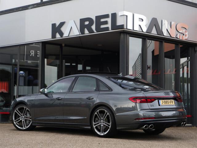 Audi S8 4.0 TFSI S8 Quattro | Achteras besturing | Ceramic brake | B&O | 3D Top view..
