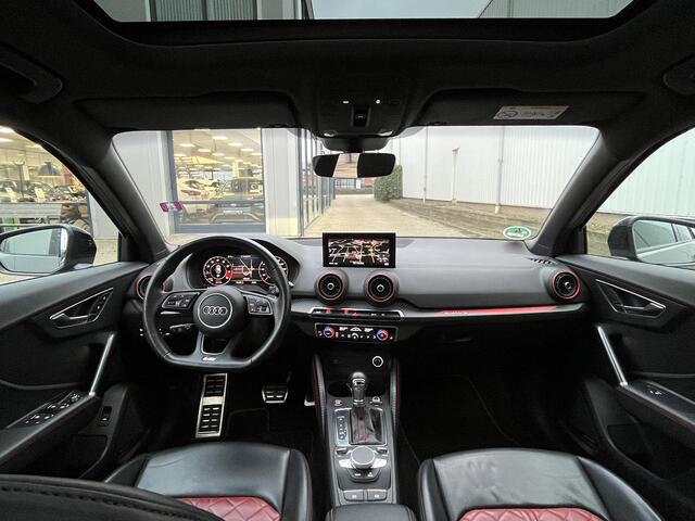 Audi SQ2 2.0 TFSI | Pano-Dak/Leder/Camera/Adapt.Cruise/19"/Sfeerverlichting/Apple CarPlay-Android Auto